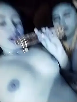 Snapshot of ToysSex_1 chatting on December 29, 2024, 4:18 pm ToysSex 1 online show from December 29, 2024, 4:18 pm