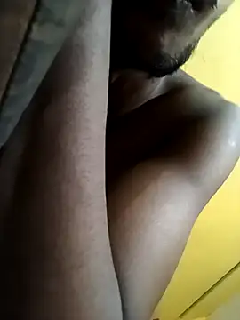 Snapshot of Tamil_boy_age28 chatting on November 6, 2025, 7:29 pm Tamil boy age28 online show from November 6, 2025, 7:29 pm