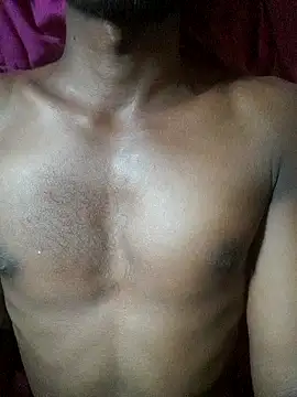 Snapshot of Tamil_boy_age28 chatting on March 4, 2025, 9:51 am Tamil boy age28 online show from March 4, 2025, 9:51 am