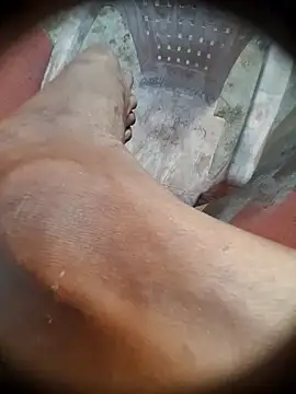 Snapshot of Tamil_boy_age28 chatting on February 27, 2025, 12:23 pm Tamil boy age28 online show from February 27, 2025, 12:23 pm