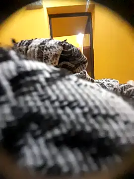 Snapshot of Tamil_boy_age28 chatting on March 1, 2025, 7:48 pm Tamil boy age28 online show from March 1, 2025, 7:48 pm