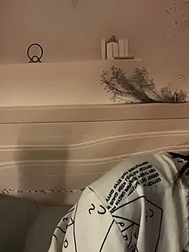 Eliza-E online show from February 6, 2026, 11:34 pm