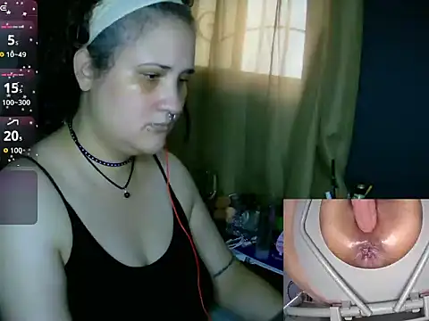 Snapshot of lolalicious_758 chatting on May 25, 2026, 7:34 pm lolalicious 758 online show from May 25, 2026, 7:34 pm