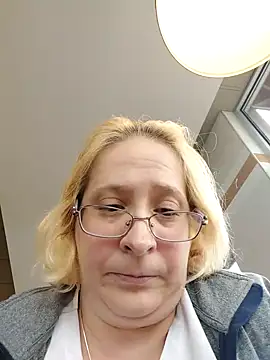 Icedcoffee2024 online show from October 22, 2025, 6:40 pm