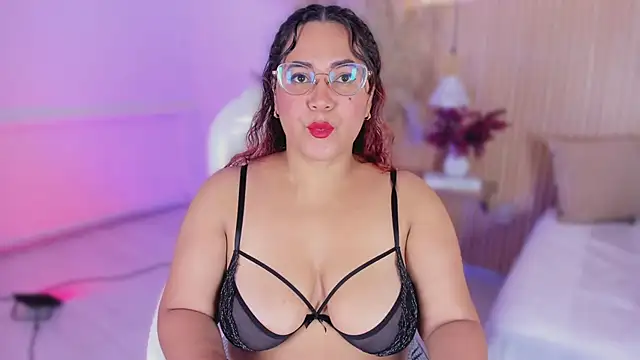 MelissaKarterrs online show from May 7, 2026, 12:08 pm
