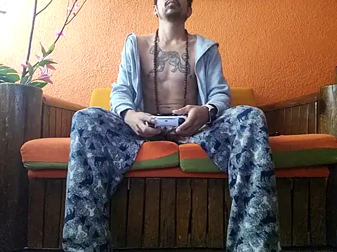 Snapshot of Angel_Coronel chatting on August 7, 2026, 2:56 pm Angel Coronel online show from August 7, 2026, 2:56 pm
