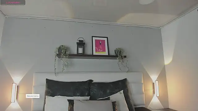 sofi bakerr online show from March 17, 2026, 11:35 am