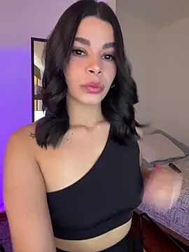 Snapshot of DaryRos chatting on September 18, 2025, 8:34 pm DaryRos online show from September 18, 2025, 8:34 pm