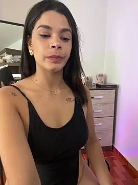 Snapshot of DaryRos chatting on March 9, 2025, 10:19 pm DaryRos online show from March 9, 2025, 10:19 pm