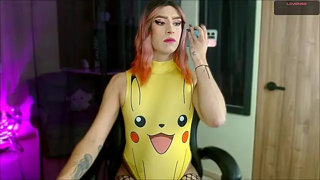 Snapshot of tevenwhiite chatting on November 28, 2025, 1:28 am tevenwhiite online show from November 28, 2025, 1:28 am