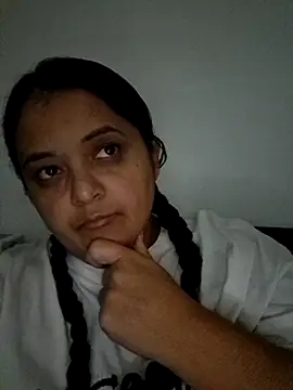 Snapshot of sarahhh1987 chatting on October 26, 2025, 6:30 pm sarahhh1987 online show from October 26, 2025, 6:30 pm