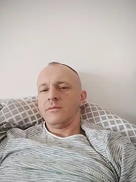 Snapshot of Singlepennis chatting on March 22, 2025, 2:14 pm Singlepennis online show from March 22, 2025, 2:14 pm