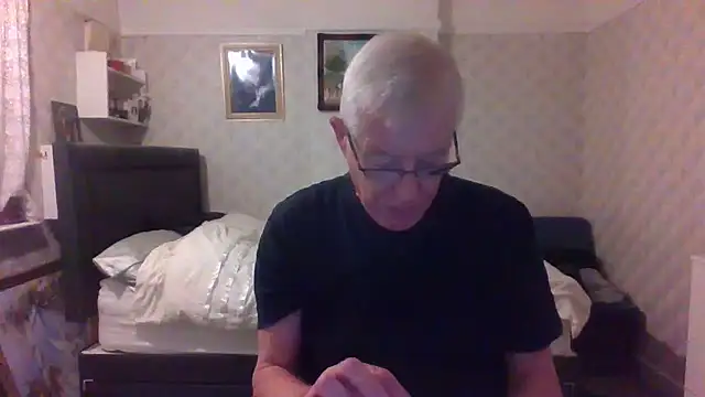 Snapshot of shaun63m chatting on January 11, 2026, 12:50 am shaun63m online show from January 11, 2026, 12:50 am