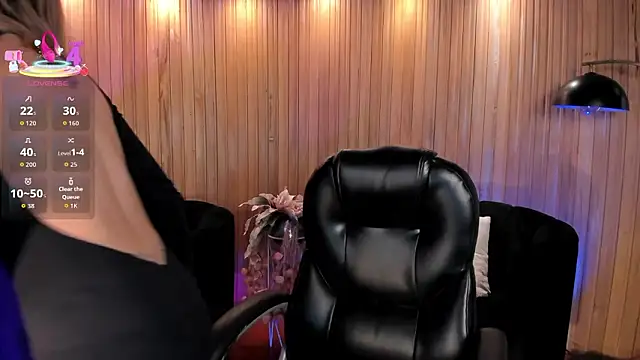 Snapshot of ViolettHansson chatting on March 11, 2026, 6:24 pm ViolettHansson online show from March 11, 2026, 6:24 pm