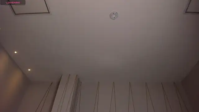 AliceHarper  online show from October 25, 2025, 12:28 pm