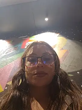 mmmVirginia online show from October 28, 2025, 7:13 pm