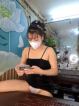 Snapshot of Dawn_hope chatting on October 31, 2025, 2:19 am Dawn hope online show from October 31, 2025, 2:19 am