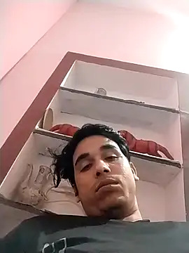 Snapshot of roadtucker123 chatting on February 18, 2025, 3:20 pm roadtucker123 online show from February 18, 2025, 3:20 pm