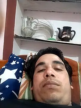 Snapshot of roadtucker123 chatting on March 8, 2025, 6:05 pm roadtucker123 online show from March 8, 2025, 6:05 pm