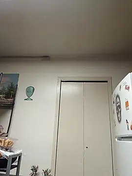 Snapshot of PhatAss_Kummmilla chatting on December 20, 2025, 8:06 am PhatAss Kummmilla online show from December 20, 2025, 8:06 am