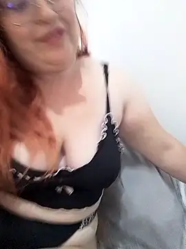 carol m0 online show from December 3, 2025, 6:40 pm