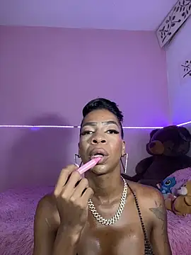 Canndy88htxx online show from May 16, 2026, 2:32 am