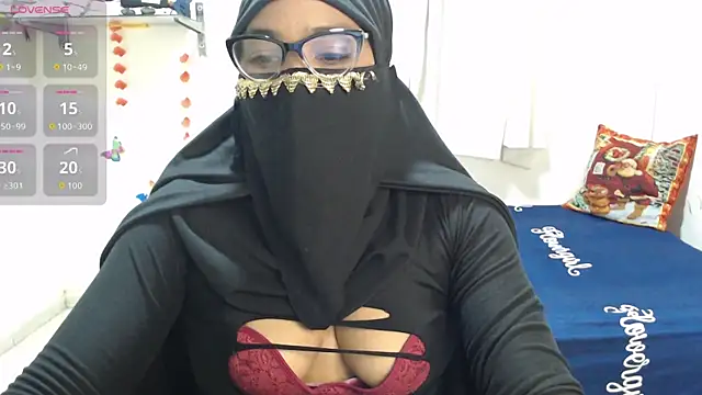 Snapshot of Aaliyah_brown chatting on October 16, 2025, 2:53 am Aaliyah brown online show from October 16, 2025, 2:53 am