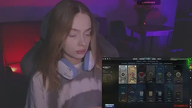  MayShy  online show from December 2, 2025, 6:15 am