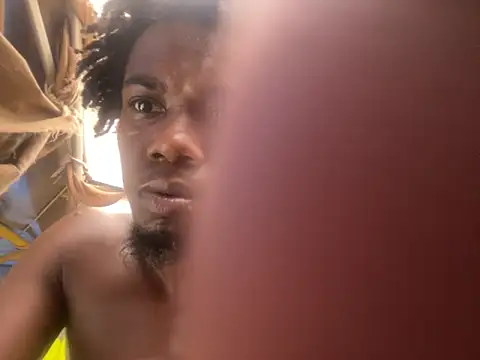 Snapshot of SlimeCrownzOut5 chatting on September 21, 2025, 8:14 pm SlimeCrownzOut5 online show from September 21, 2025, 8:14 pm