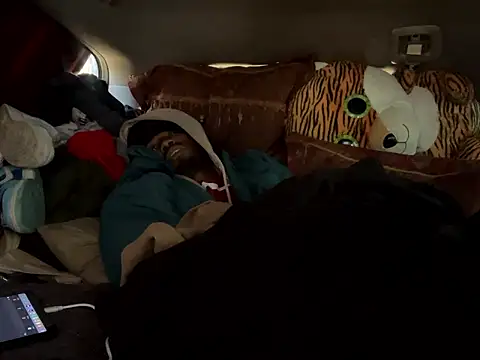 Snapshot of SlimeCrownzOut5 chatting on January 18, 2026, 3:26 pm SlimeCrownzOut5 online show from January 18, 2026, 3:26 pm