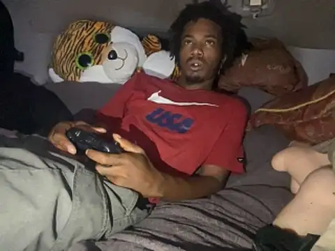 Snapshot of SlimeCrownzOut5 chatting on November 23, 2025, 5:06 am SlimeCrownzOut5 online show from November 23, 2025, 5:06 am