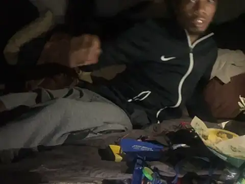 Snapshot of SlimeCrownzOut5 chatting on February 13, 2026, 5:40 am SlimeCrownzOut5 online show from February 13, 2026, 5:40 am