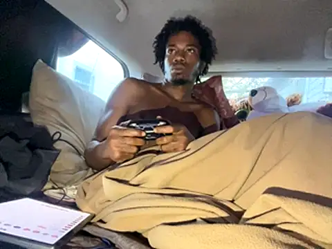 Snapshot of SlimeCrownzOut5 chatting on November 9, 2025, 1:26 pm SlimeCrownzOut5 online show from November 9, 2025, 1:26 pm