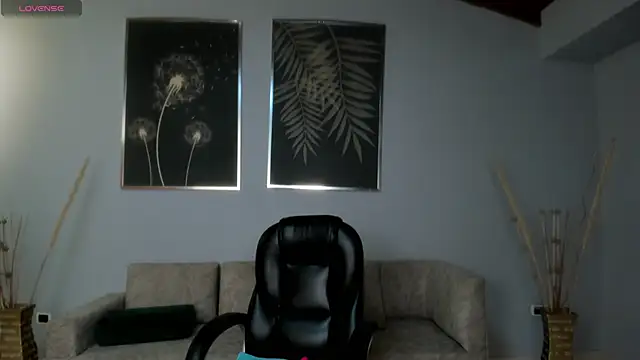 AnaisNin online show from November 18, 2025, 3:32 am