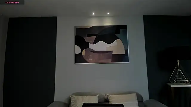 Snapshot of AnaisNin chatting on December 19, 2025, 1:46 pm AnaisNin online show from December 19, 2025, 1:46 pm