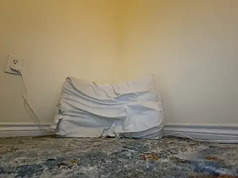 KrixKross online show from January 14, 2025, 3:53 am