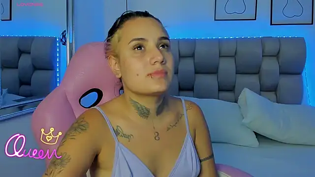 Snapshot of Susan-Sweet-7 chatting on February 11, 2026, 7:58 pm Susan-Sweet-7 online show from February 11, 2026, 7:58 pm