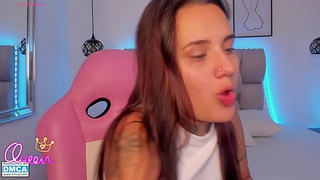 Snapshot of Susan-Sweet-7 chatting on February 17, 2026, 7:44 pm Susan-Sweet-7 online show from February 17, 2026, 7:44 pm