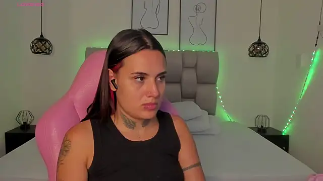 Snapshot of Susan-Sweet-7 chatting on January 12, 2026, 8:25 pm Susan-Sweet-7 online show from January 12, 2026, 8:25 pm