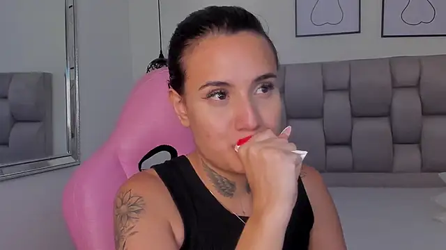 Snapshot of Susan-Sweet-7 chatting on October 10, 2025, 8:31 pm Susan-Sweet-7 online show from October 10, 2025, 8:31 pm