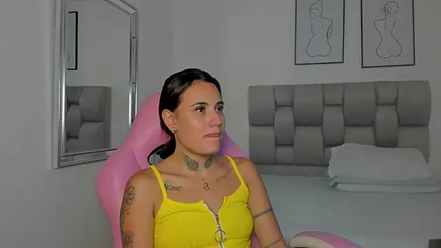 Snapshot of Susan-Sweet-7 chatting on September 17, 2025, 7:38 pm Susan-Sweet-7 online show from September 17, 2025, 7:38 pm