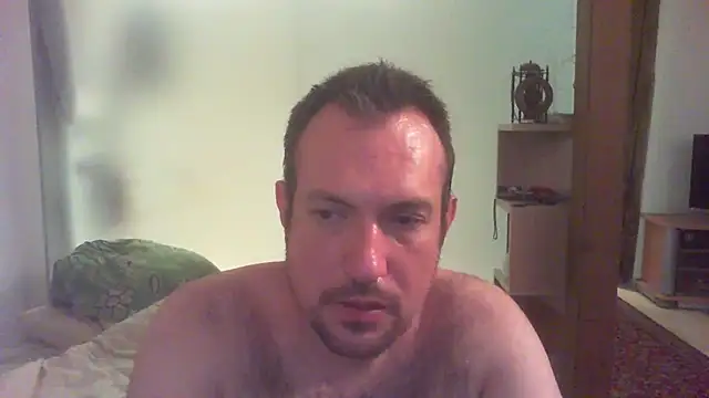 Snapshot of Mike_12hot chatting on October 3, 2025, 8:32 pm Mike 12hot online show from October 3, 2025, 8:32 pm