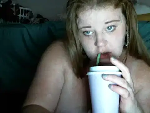 Snapshot of alishababy5678 chatting on November 3, 2025, 6:29 am alishababy5678 online show from November 3, 2025, 6:29 am