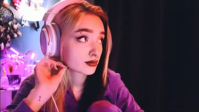 Avi Nile online show from December 7, 2024, 2:58 am