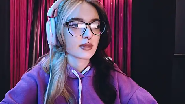 Avi Nile online show from March 4, 2025, 3:00 am