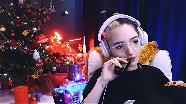 Avi Nile online show from December 22, 2024, 2:49 am