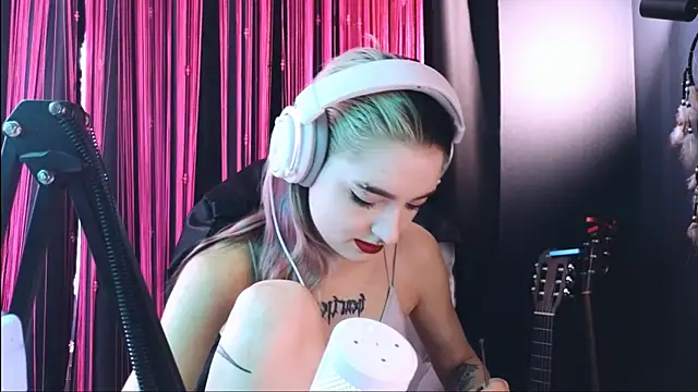 Avi Nile online show from September 22, 2025, 4:40 am