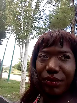 Snapshot of blackhotpartyts chatting on October 8, 2025, 3:35 pm blackhotpartyts online show from October 8, 2025, 3:35 pm