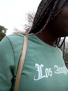 Snapshot of blackhotpartyts chatting on December 15, 2025, 3:18 pm blackhotpartyts online show from December 15, 2025, 3:18 pm