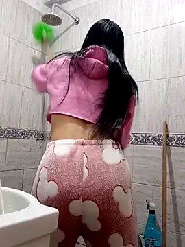 Chicavixy online show from September 25, 2025, 5:08 pm